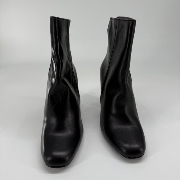 Black Leather Heeled Ankle Boots With Back Zippers - Size 8M - Picture 6 of 9